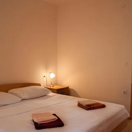 Ferienwohnung Fuer 4 Personen Ca 35 Qm In Lumbarda, Dalmatien Sueddalmatien - B56219 * Lumbarda